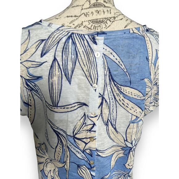 H Halston Blue Floral Linen Button Back Cap Sleeve Top Small - Picture 4 of 7